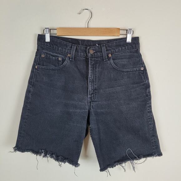 Vintage Levis 955 Shorts Mens 30 Black Denim Faded Cut Off 90s Y2K Distressed - Picture 1 of 8